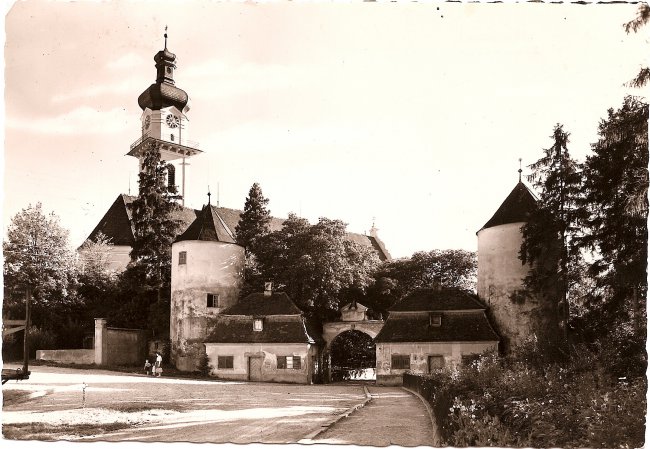 Schloss Großlaupheim (Vorderseite der Ansichtskarte)