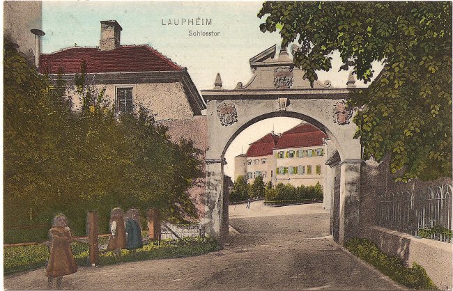 Laupheim Schlosstor (Vorderseite der Ansichtskarte)