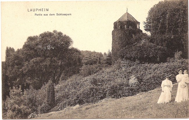 Laupheim Partie aus dem Schlosspark (Vorderseite der Ansichtskarte)