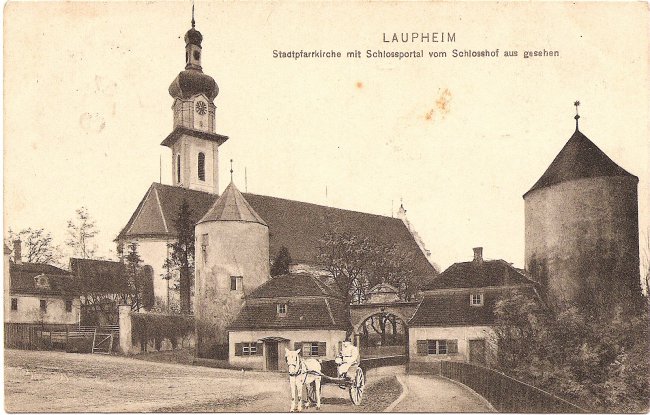 Laupheim Stadtpfarrkirche mit Schlossportal (Vorderseite der Ansichtskarte)