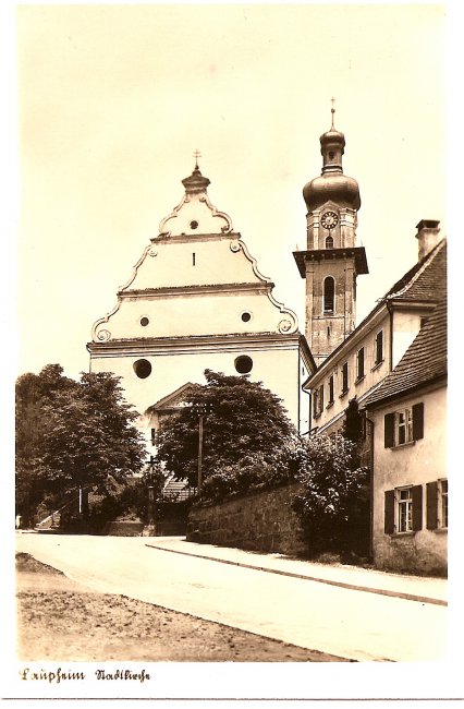 Laupheim  Stadtkirche (Vorderseite der Ansichtskarte)