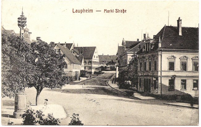 Laupheim - Markt Straße (Vorderseite der Ansichtskarte)