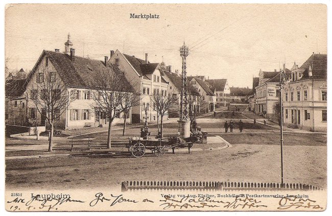 Laupheim, Marktplatz (Vorderseite der Ansichtskarte)