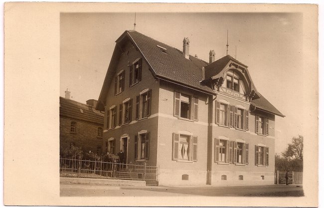 Wohnhaus in der Gartenstraße (Vorderseite der Ansichtskarte)