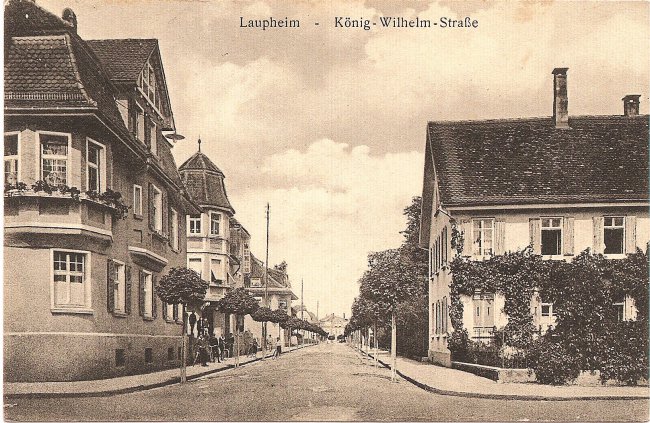 Laupheim - König-Wilhelm-Straße (Vorderseite der Ansichtskarte)