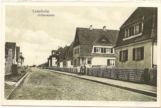 Laupheim, Gröberstraße (Vorderseite der Ansichtskarte)