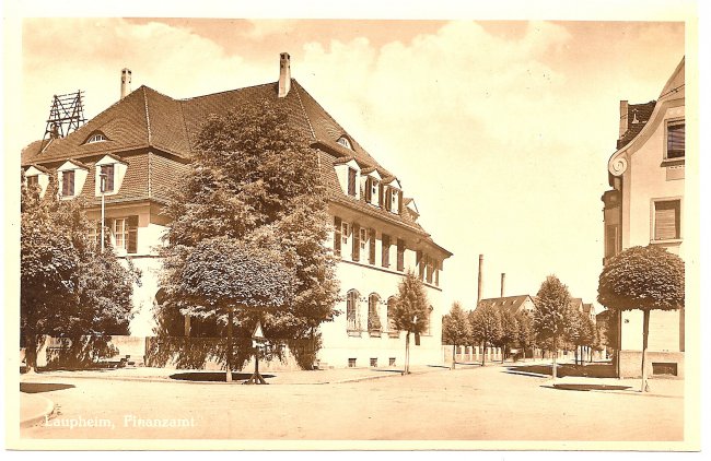 Laupheim, Finanzamt (Vorderseite der Ansichtskarte)