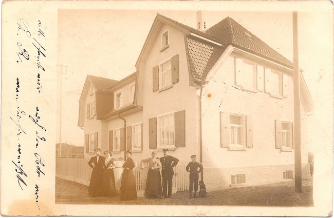 Wohnhaus in Laupheim (Vorderseite der Ansichtskarte)