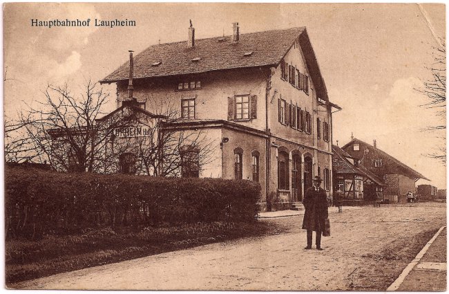 Hauptbahnhof  Laupheim (Vorderseite der Ansichtskarte)