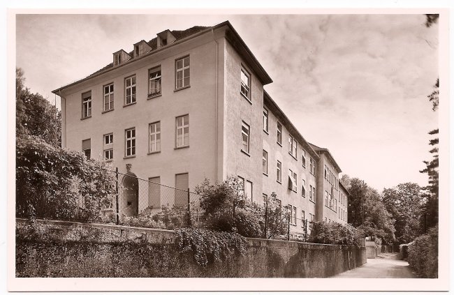 Laupheim, Krankenhaus (Vorderseite der Ansichtskarte)