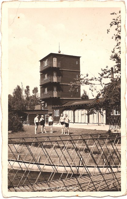 Laupheim, Städtisches Schwimmbad (Vorderseite der Ansichtskarte)