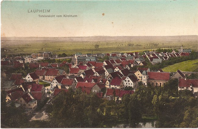 Laupheim, Totalansicht vom Kirchturm (Vorderseite der Ansichtskarte)