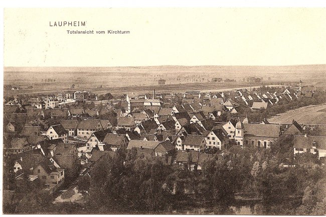 Laupheim, Totalansicht  vom Kirchturm (Vorderseite der Ansichtskarte)