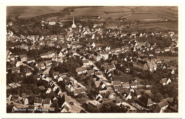 Laupheim vom Flugzeug aus (Vorderseite der Ansichtskarte)