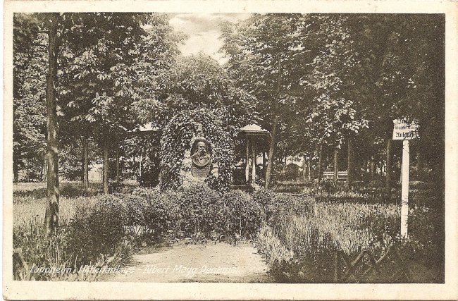 Laupheim, Höhenanlage - Albert Magg  Denkmal (Vorderseite der Ansichtskarte)