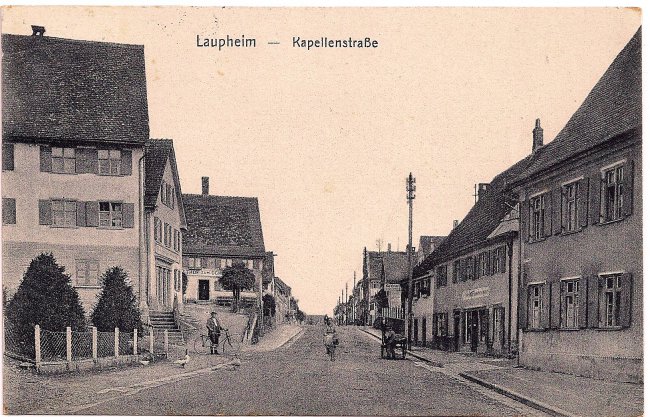 Laupheim – Kapellenstraße (Vorderseite der Ansichtskarte)