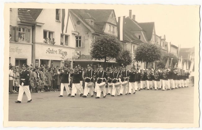 Stadtkapelle / Heimatfest (Vorderseite der Ansichtskarte)