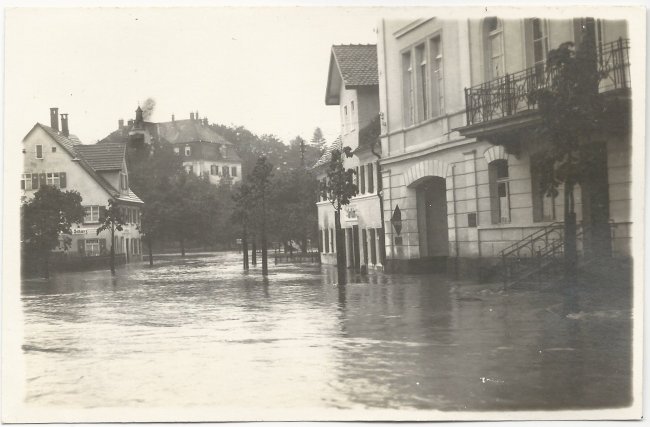 Hochwasserkatastrophe (Vorderseite der Ansichtskarte)