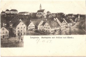 Laupheim, Marktplatz mit Schloss und Kirche