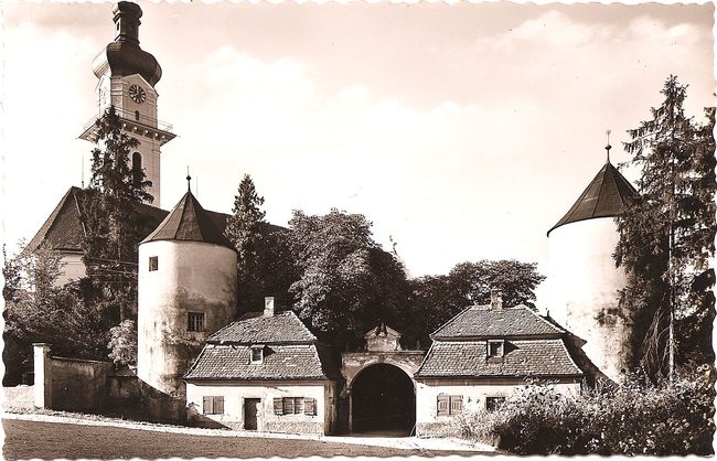 St. Peter und Paul Kirche – Vorderseite