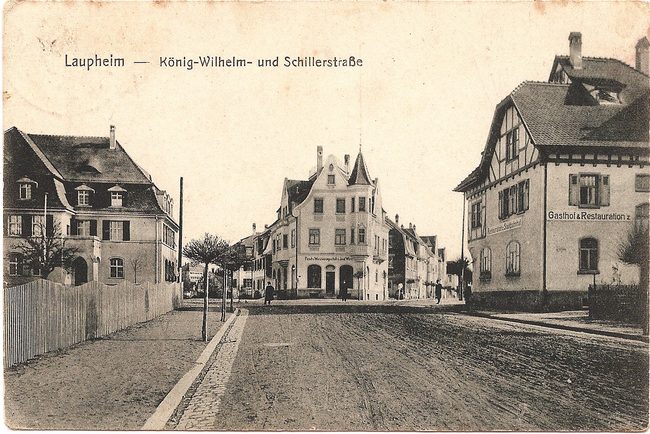 Laupheim, König-Wilhelm- und Schillerstraße – Vorderseite