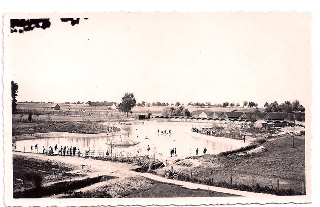 Schwimmbad – Vorderseite