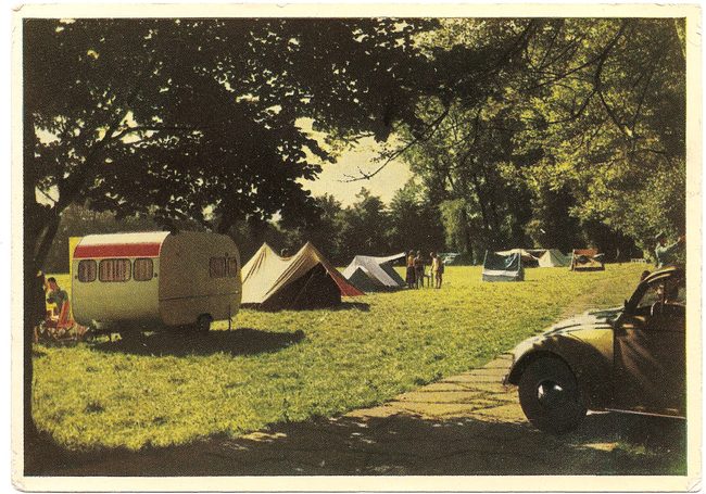 Campingplatz – Vorderseite