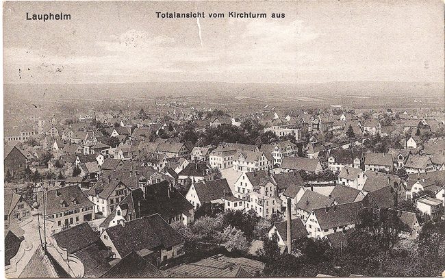 Laupheim, Totalansicht vom Kirchturm aus – Vorderseite