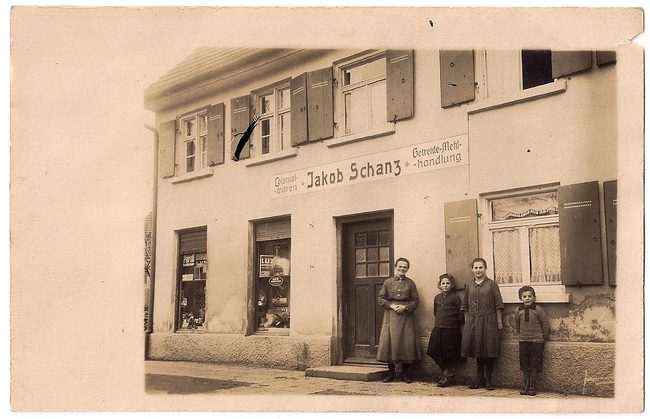 Colonialwaren Jakob Schanz – Vorderseite