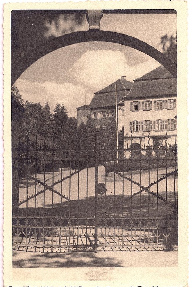 Schloss Großlaupheim – Vorderseite