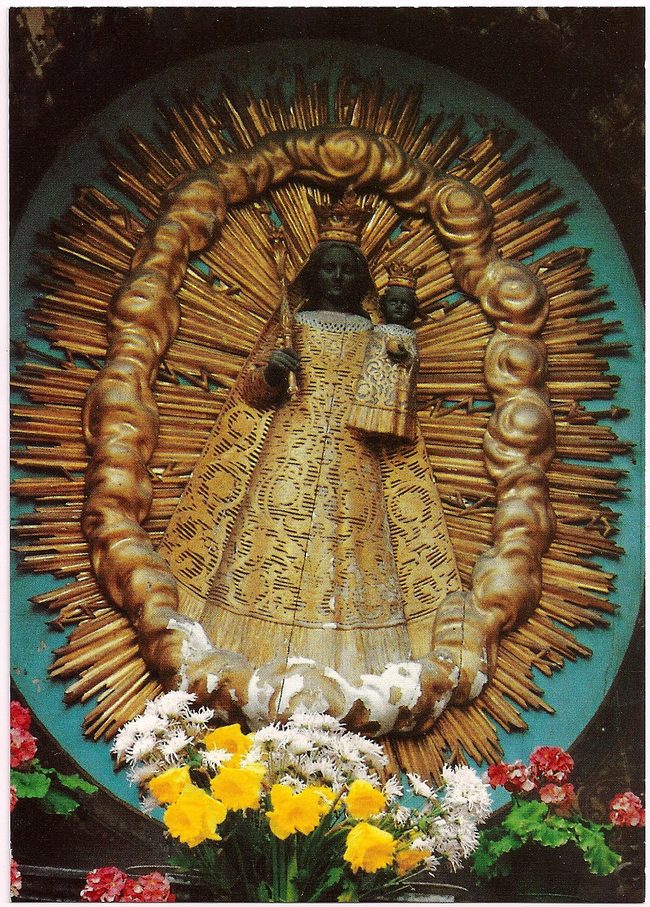 Friedhofskapelle – Vorderseite