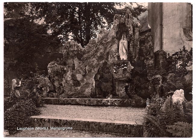 Lourdesgrotte – Vorderseite