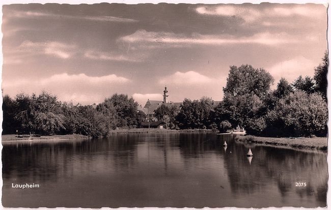 Schwimmbad – Vorderseite