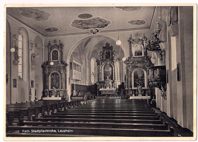 Kath. Stadtpfarrkirche, Laupheim – Vorderseite